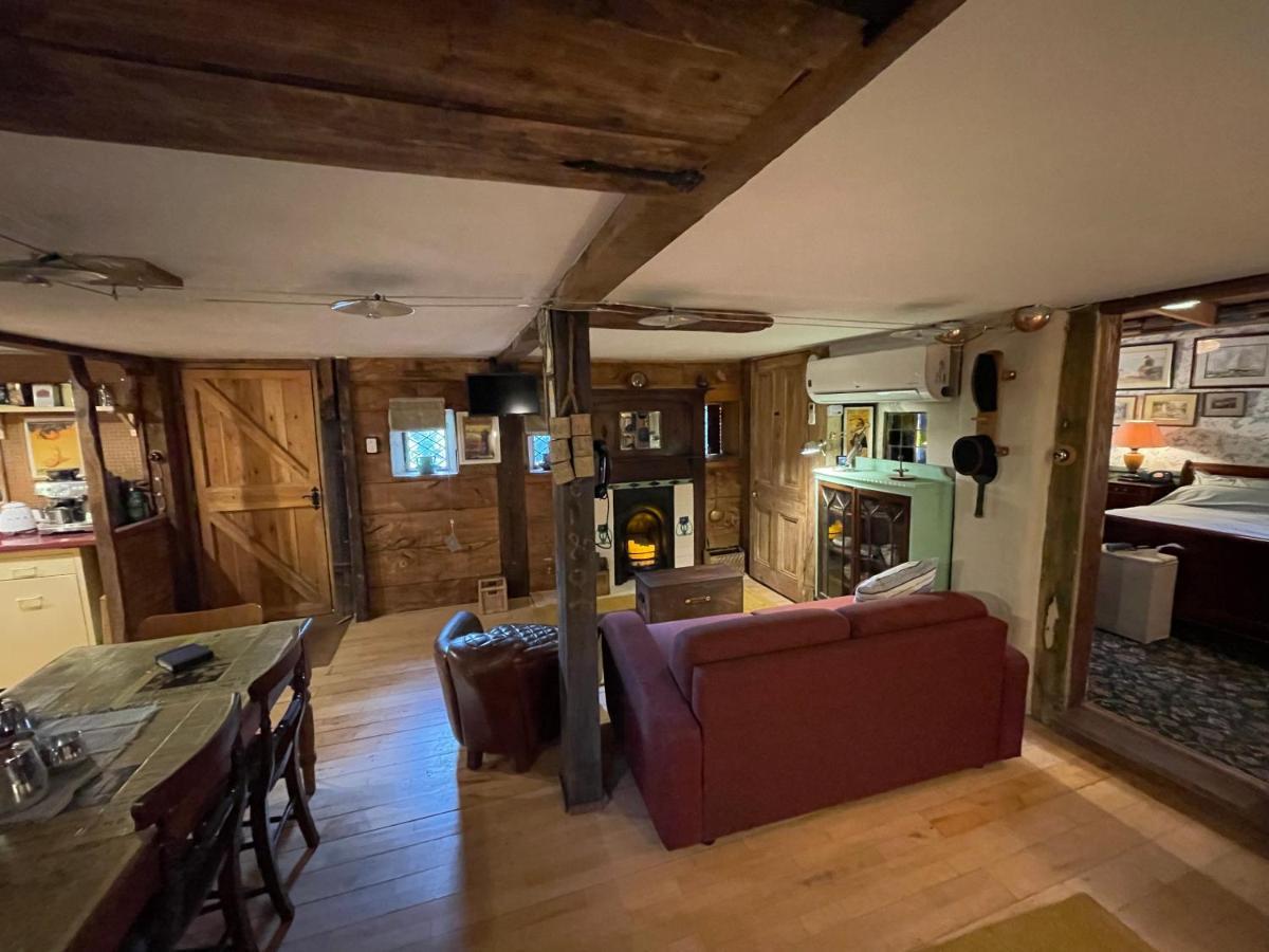 Remarkable Boultons Barn With Hot Tub Newton Abbot Exterior foto
