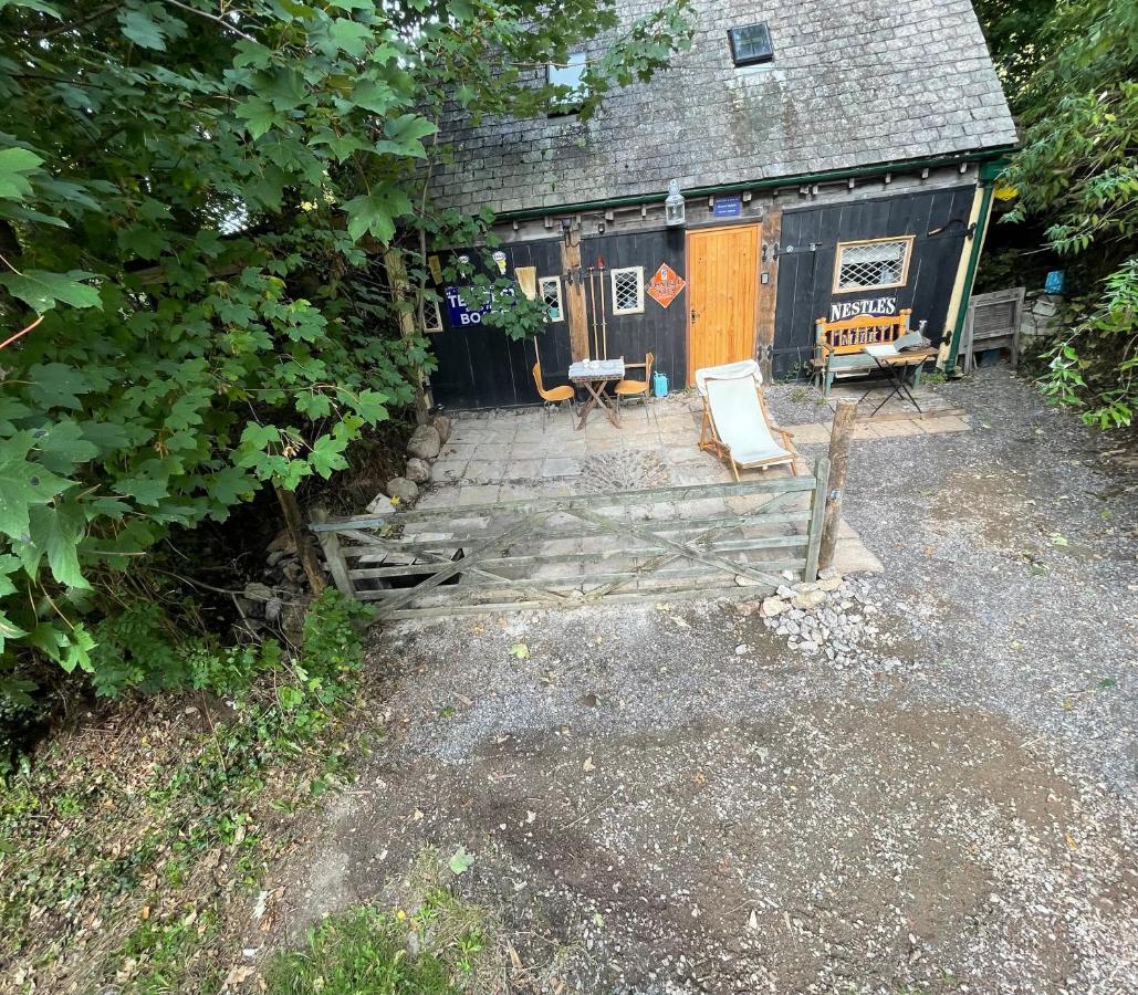 Remarkable Boultons Barn With Hot Tub Newton Abbot Exterior foto
