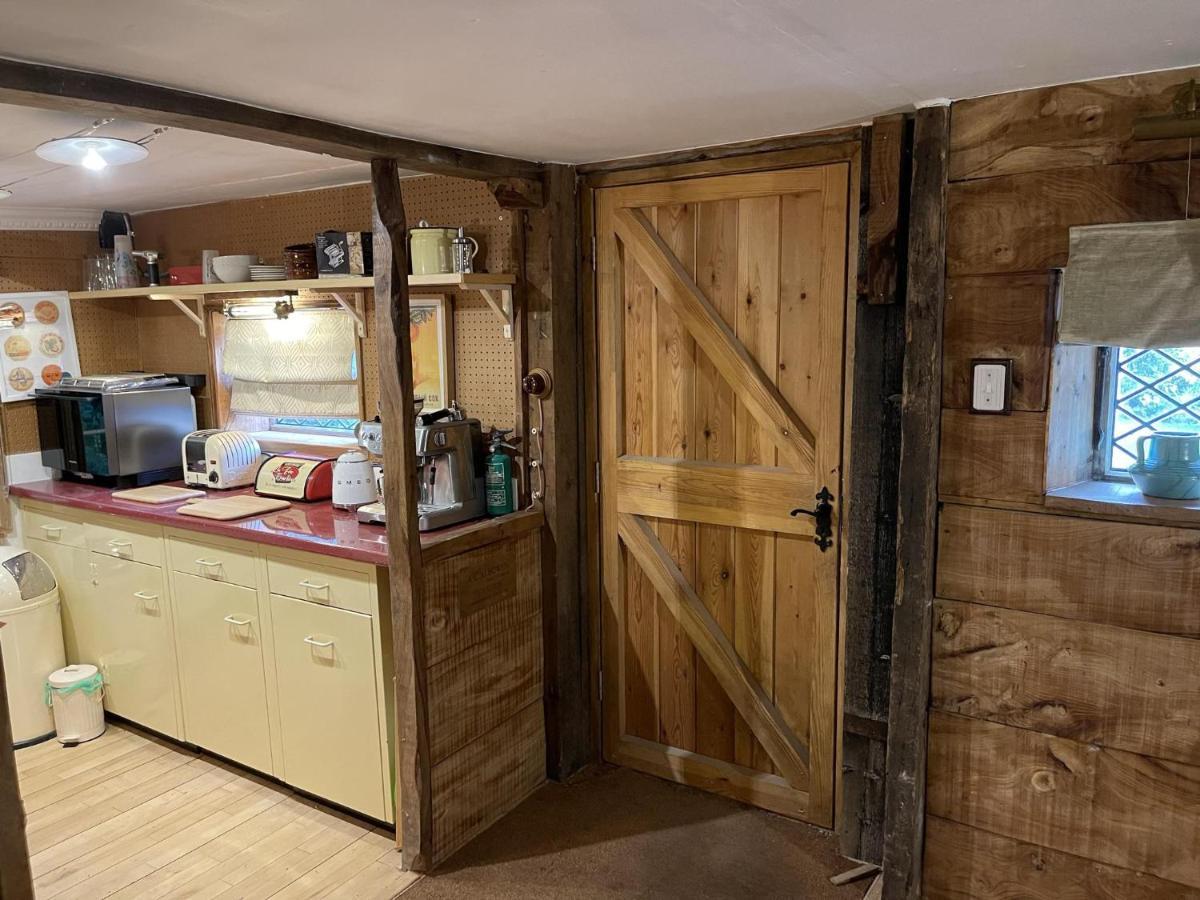 Remarkable Boultons Barn With Hot Tub Newton Abbot Exterior foto