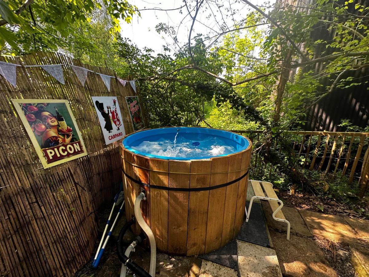 Remarkable Boultons Barn With Hot Tub Newton Abbot Exterior foto